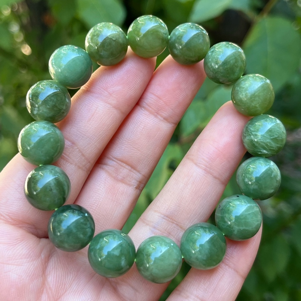 12.5mm stretchable green xiuyu‎ jade bracelet 1509